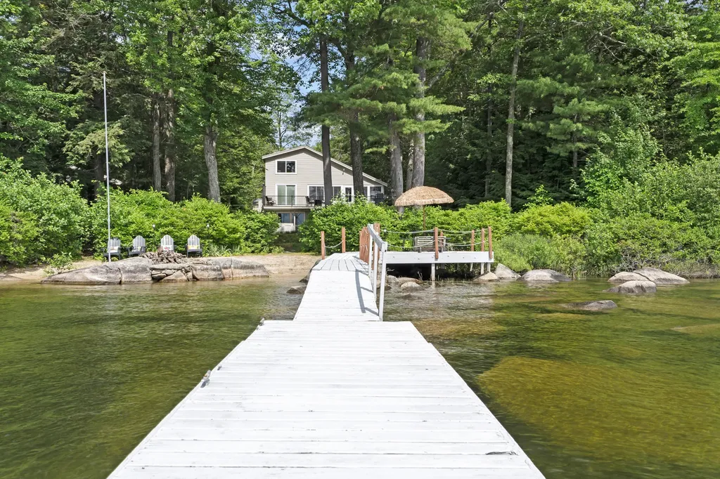 7 Papoose Island Road Raymond ME 04071