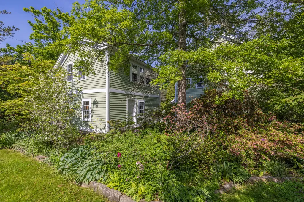 12 School Street Rockport ME 04856