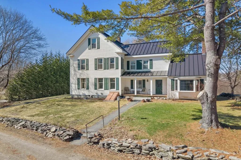 91 W River Road Waterville ME 04901