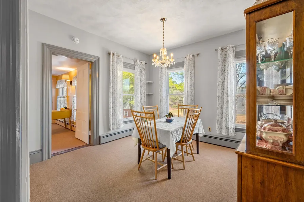 91 W River Road Waterville ME 04901