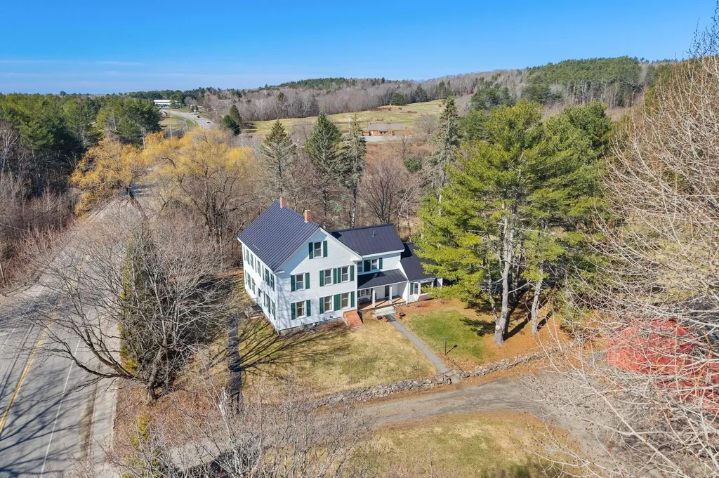 91 W River Road Waterville ME 04901