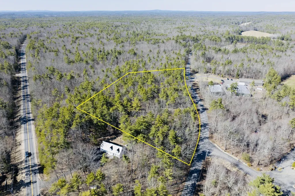 20 Witchtrot Road York ME 03903