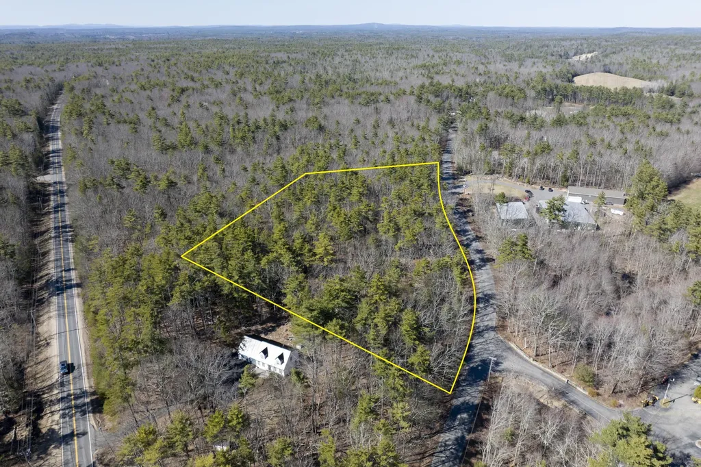 20 Witchtrot Road York ME 03903