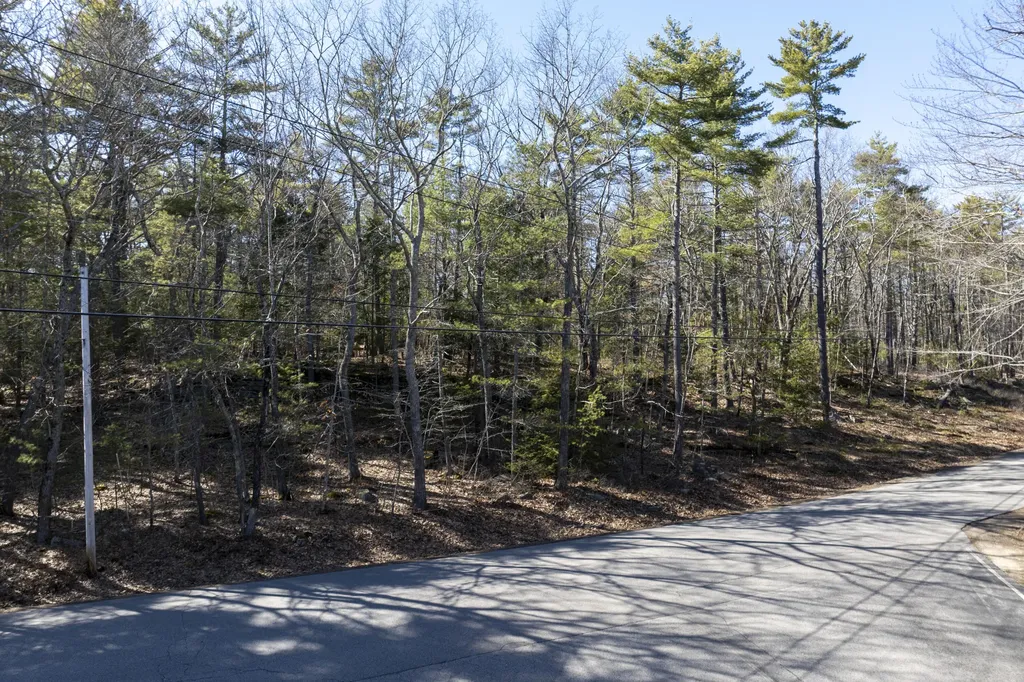 20 Witchtrot Road York ME 03903