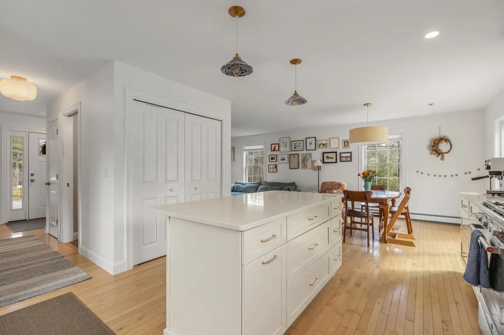 82 Tree Farm Road Brunswick ME 04011