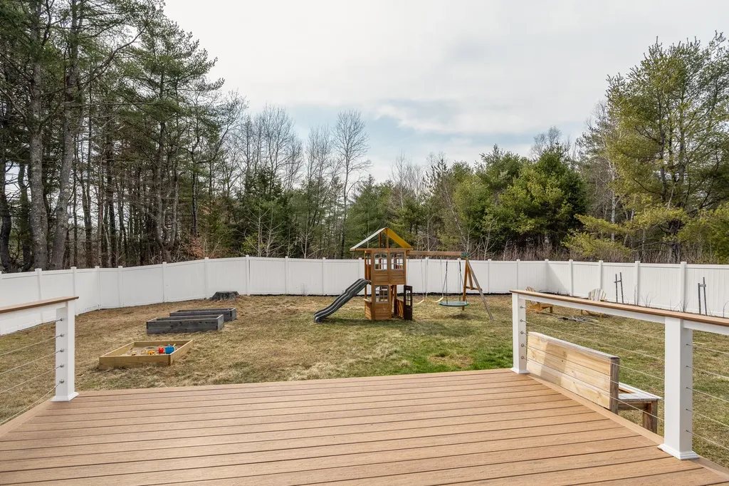 82 Tree Farm Road Brunswick ME 04011