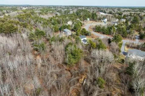 82 Tree Farm Road Brunswick ME 04011
