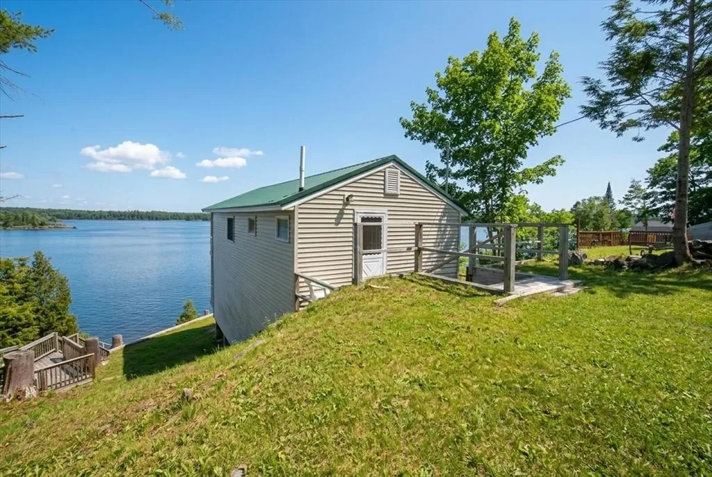 25 Bernier Lane Harpswell ME 04079