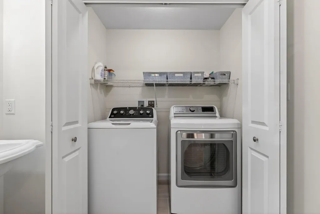 14 Mica Court Topsham ME 04086
