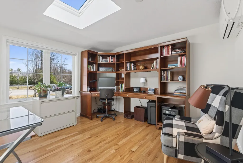 14 Mica Court Topsham ME 04086