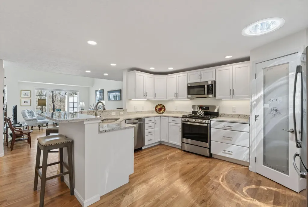 14 Mica Court Topsham ME 04086