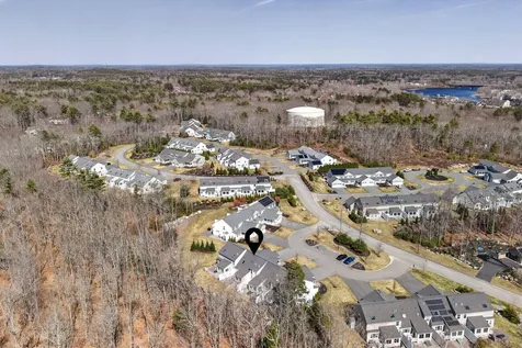 14 Mica Court Topsham ME 04086