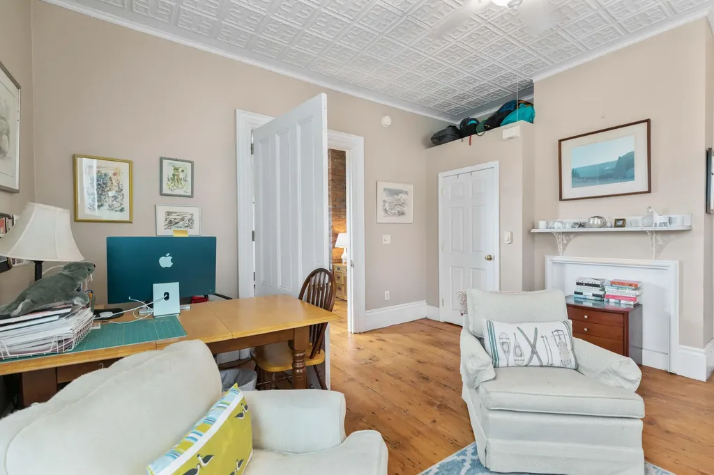 12 Smith Street Portland ME 04101