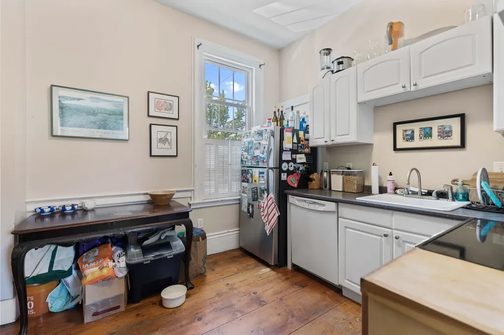 12 Smith Street Portland ME 04101