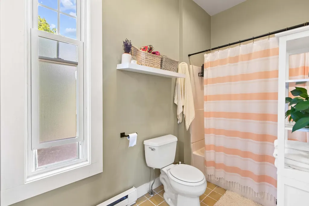 12 Smith Street Portland ME 04101