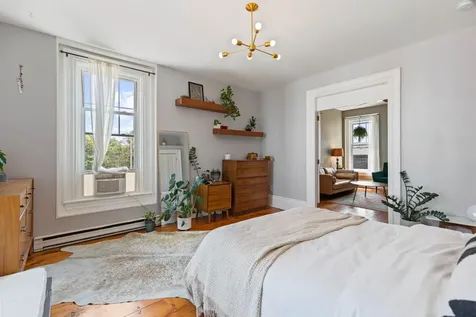 12 Smith Street Portland ME 04101