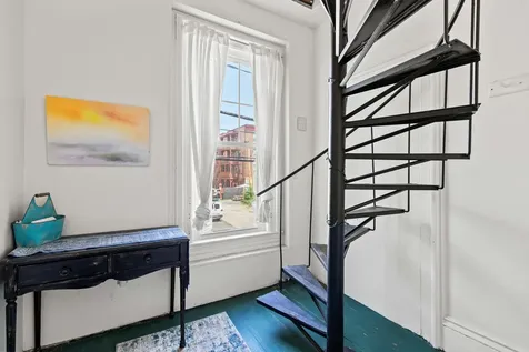 12 Smith Street Portland ME 04101