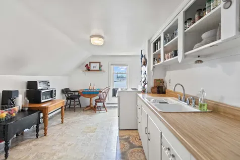 12 Smith Street Portland ME 04101