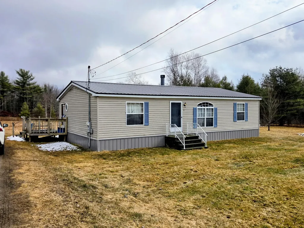 8 Veros Way Winterport ME 04496