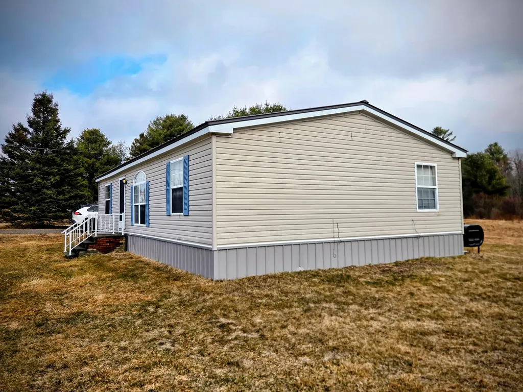 8 Veros Way Winterport ME 04496