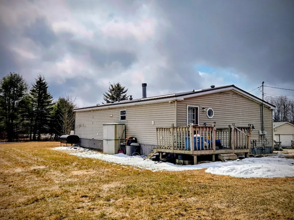 8 Veros Way Winterport ME 04496
