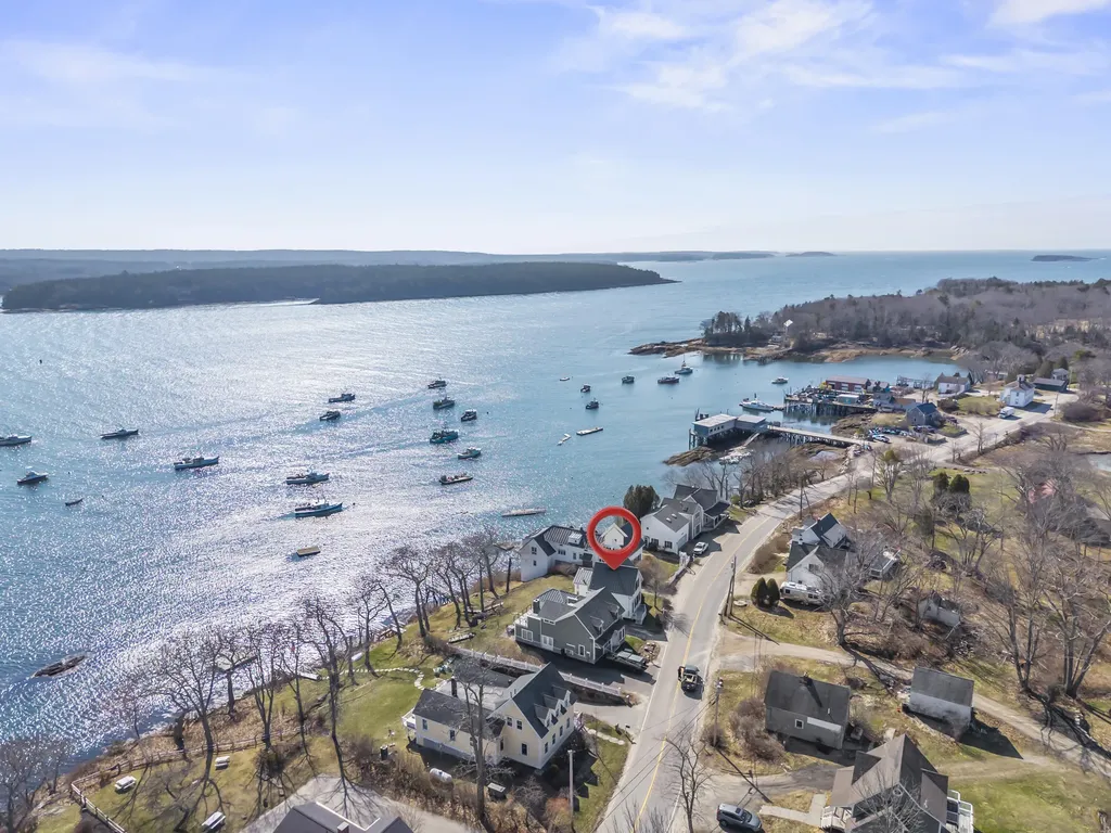 943 Cundy's Harbor Road Harpswell ME 04079