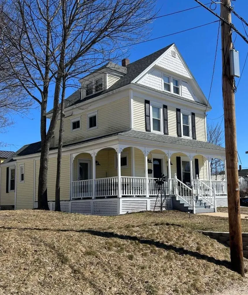 312 Pine Street Rumford ME 04276