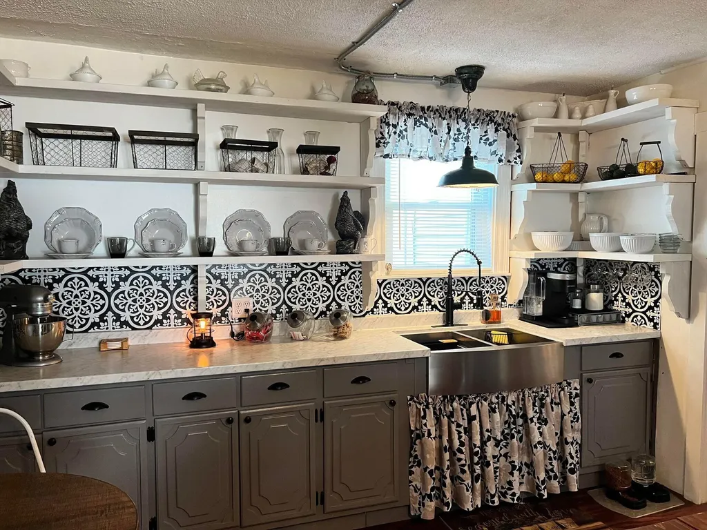 312 Pine Street Rumford ME 04276
