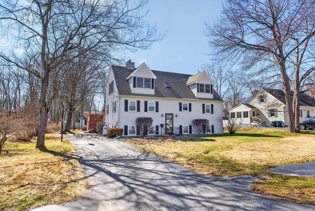 63 Scott Road South Portland ME 04106
