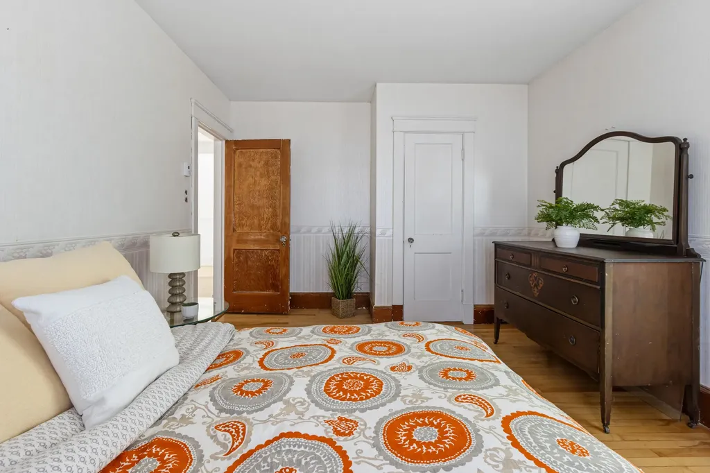 118 Dartmouth Street Portland ME 04103