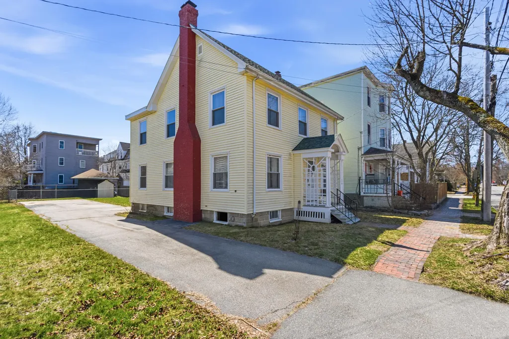 118 Dartmouth Street Portland ME 04103