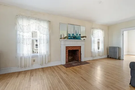 118 Dartmouth Street Portland ME 04103