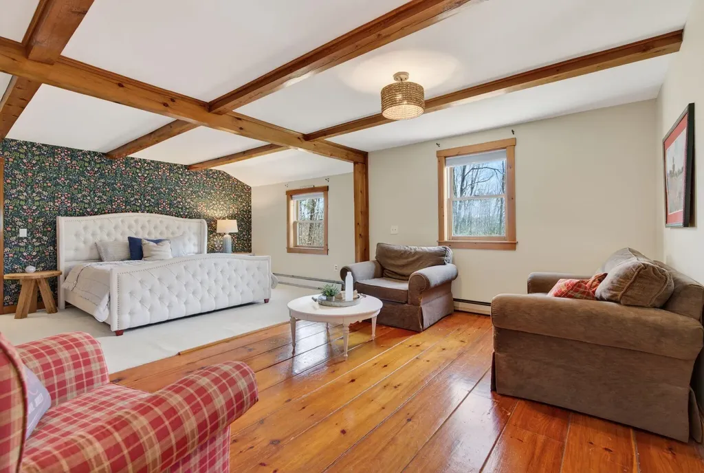521 Mayall Road New Gloucester ME 04260