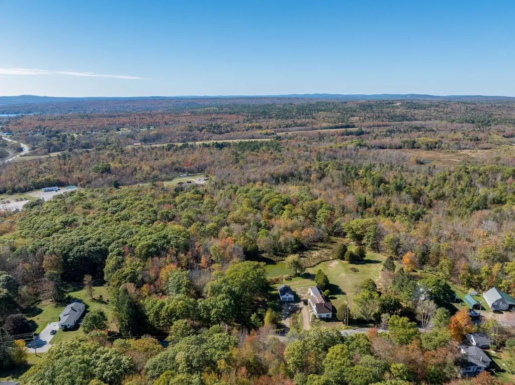 24 Turnpike Road Searsport ME 04974