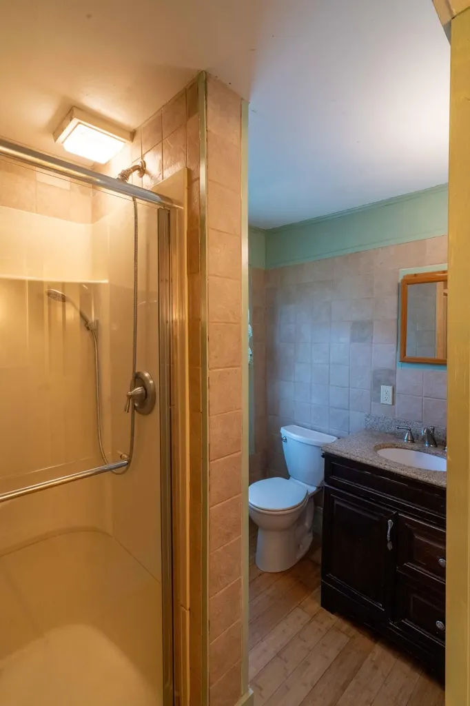 24 Turnpike Road Searsport ME 04974