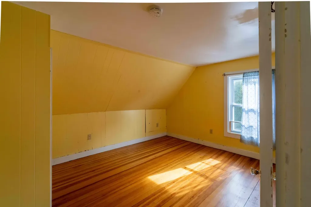 24 Turnpike Road Searsport ME 04974