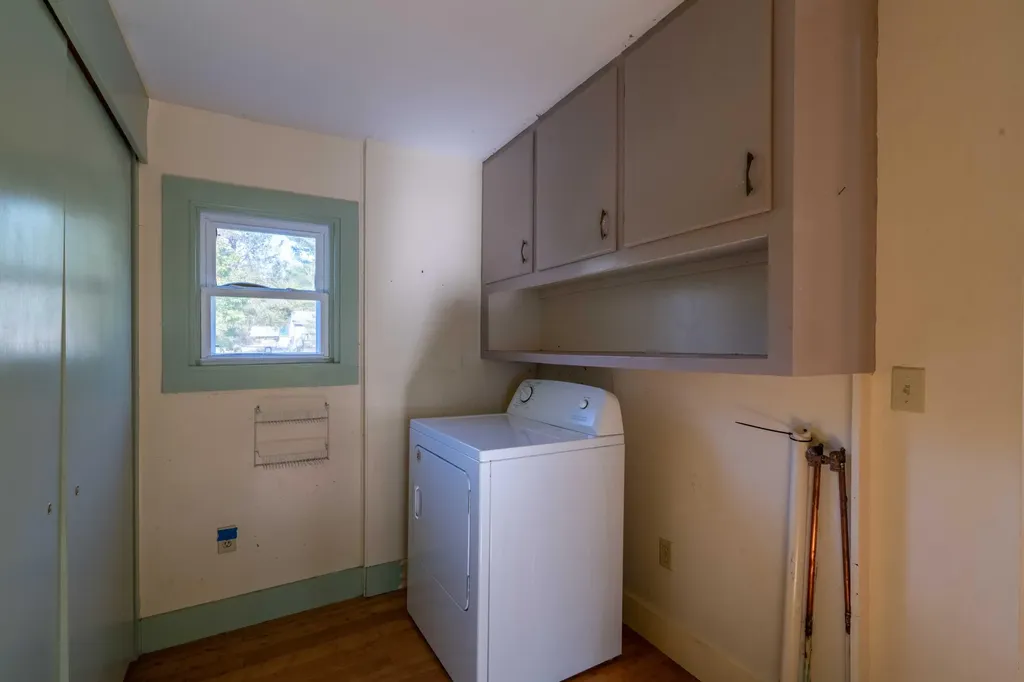 24 Turnpike Road Searsport ME 04974