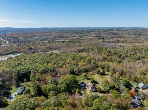 24 Turnpike Road Searsport ME 04974