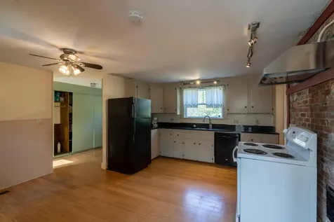 24 Turnpike Road Searsport ME 04974