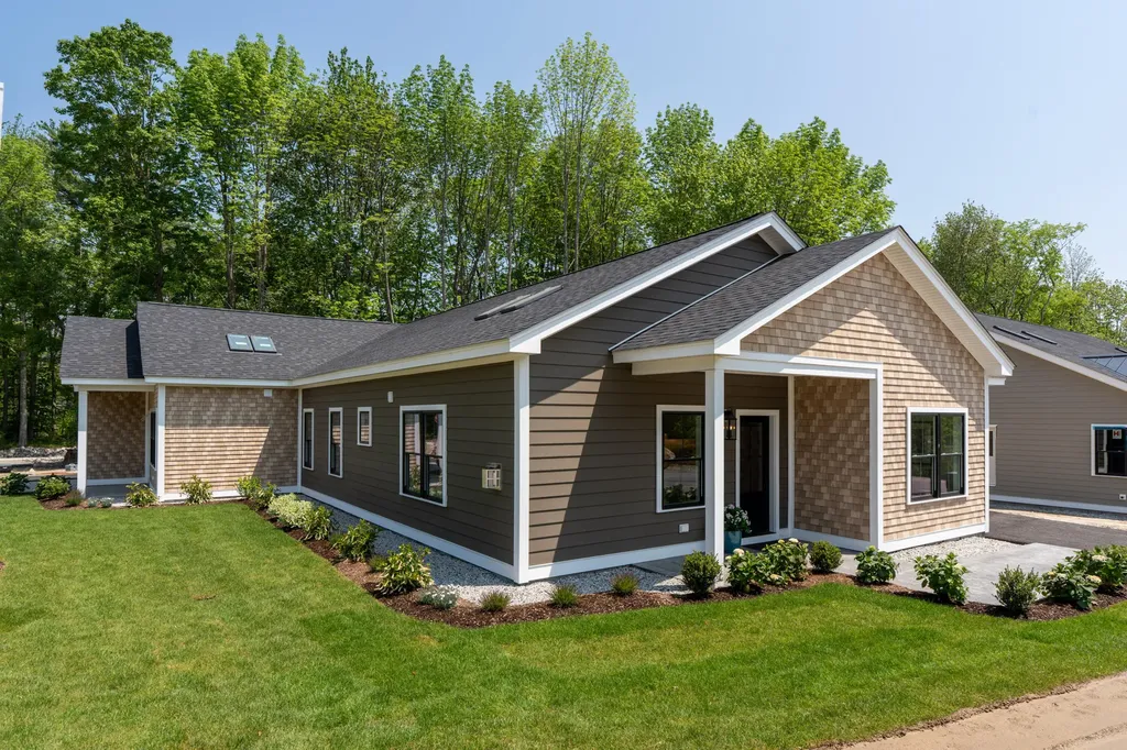 29 Daybreak Lane Windham ME 04062