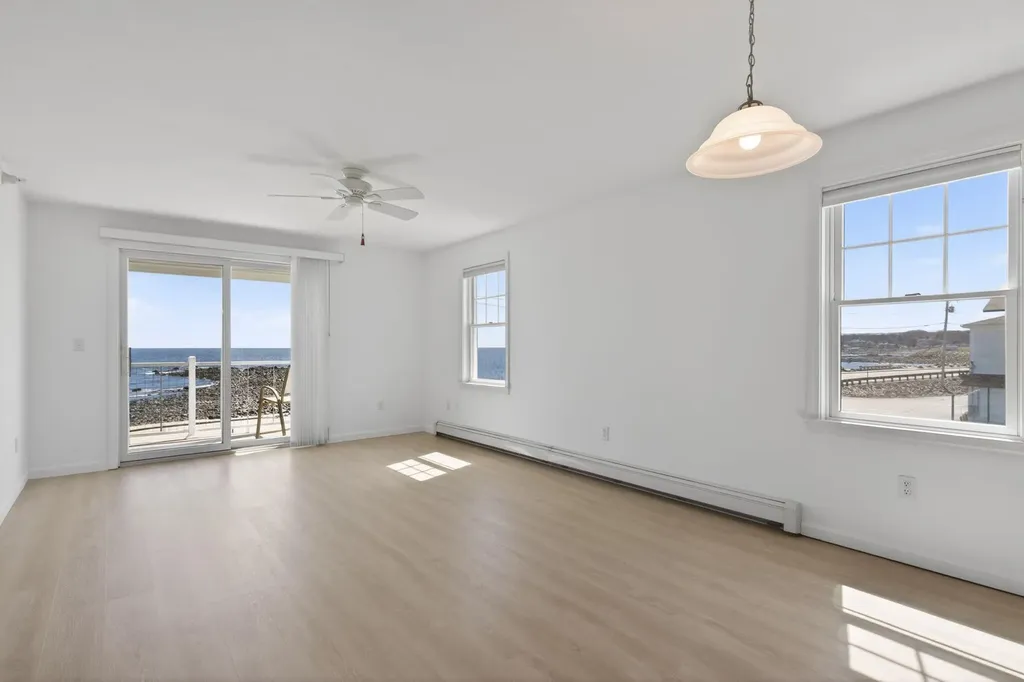 790 York Street York ME 03909