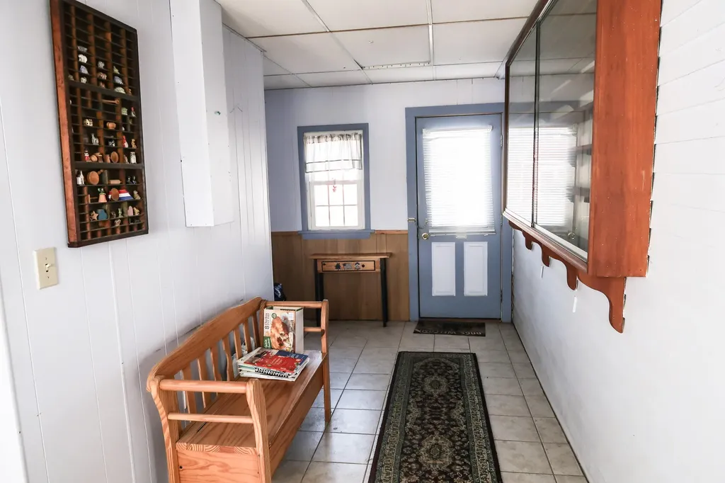 691 W River Road Augusta ME 04330