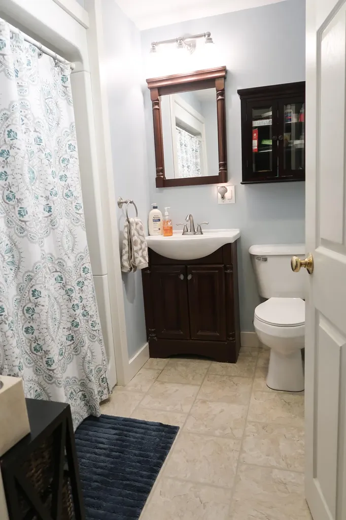 691 W River Road Augusta ME 04330