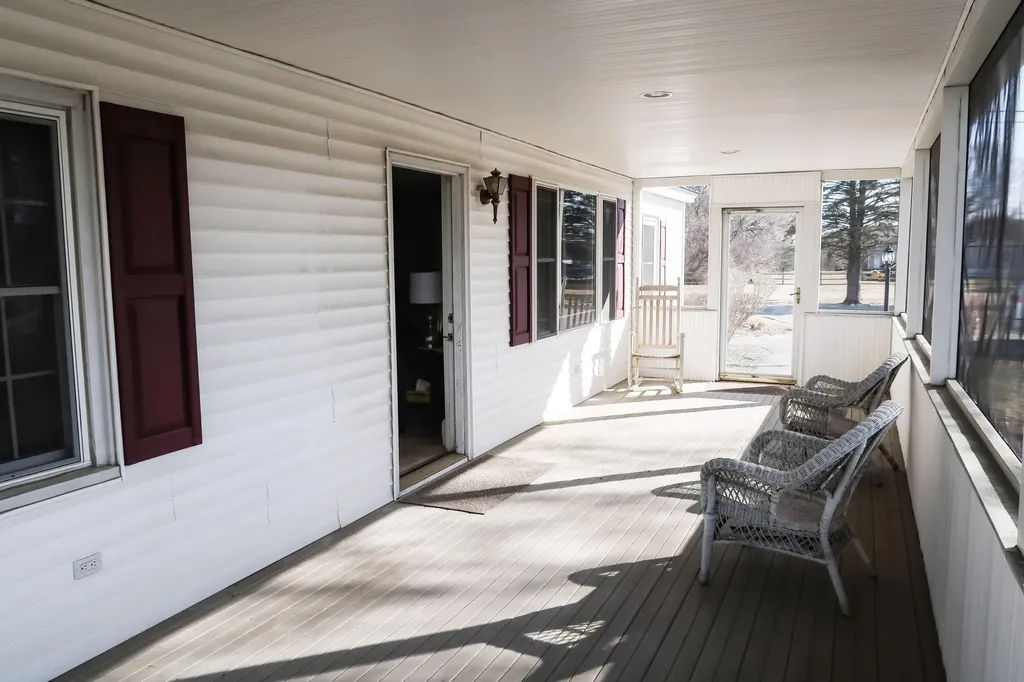 691 W River Road Augusta ME 04330