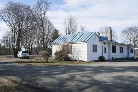 691 W River Road Augusta ME 04330