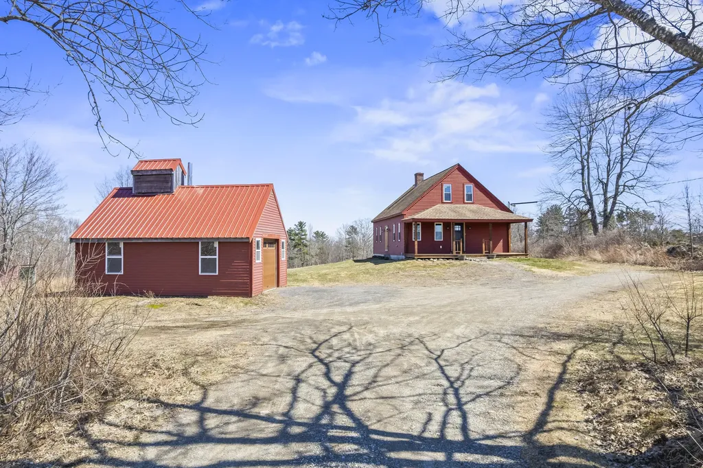 635 Blinn Hill Road Pittston ME 04345