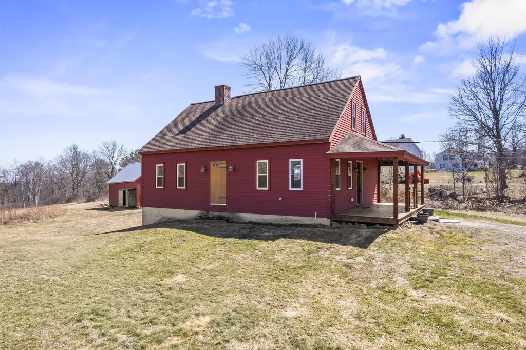 635 Blinn Hill Road Pittston ME 04345