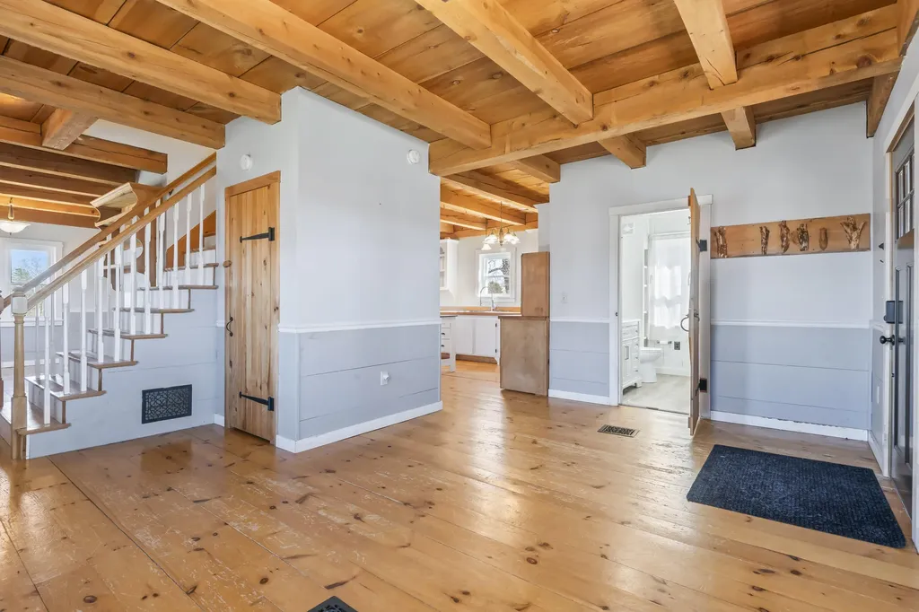 635 Blinn Hill Road Pittston ME 04345
