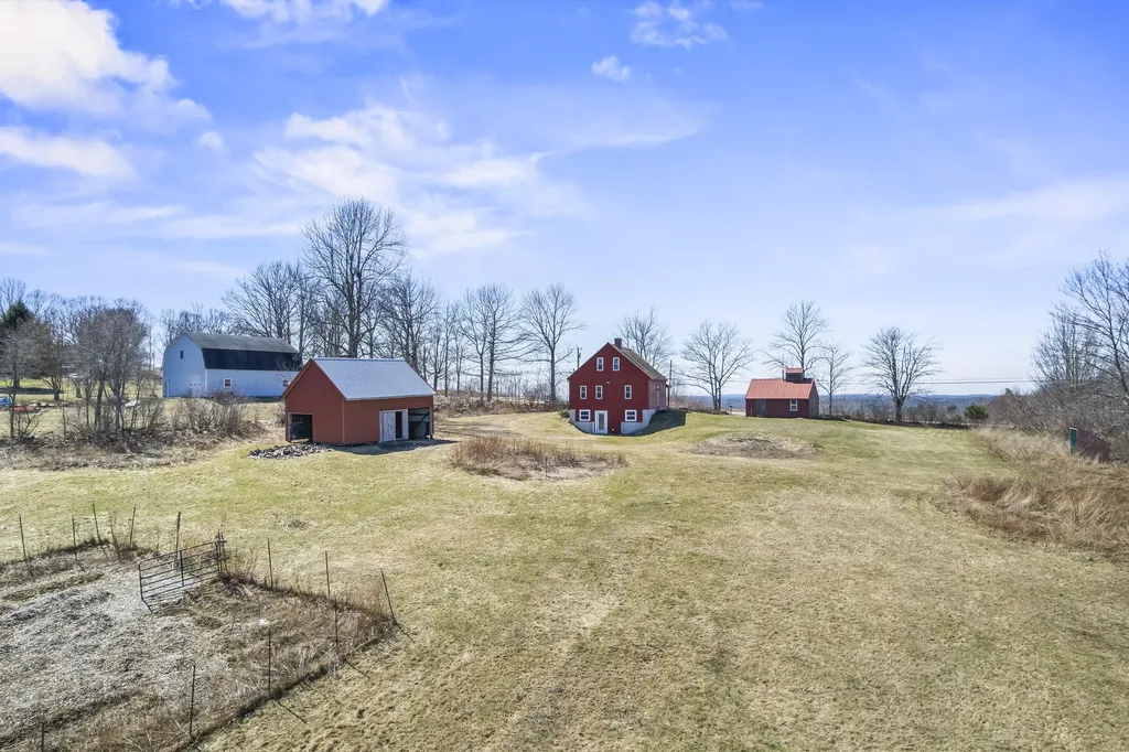635 Blinn Hill Road Pittston ME 04345