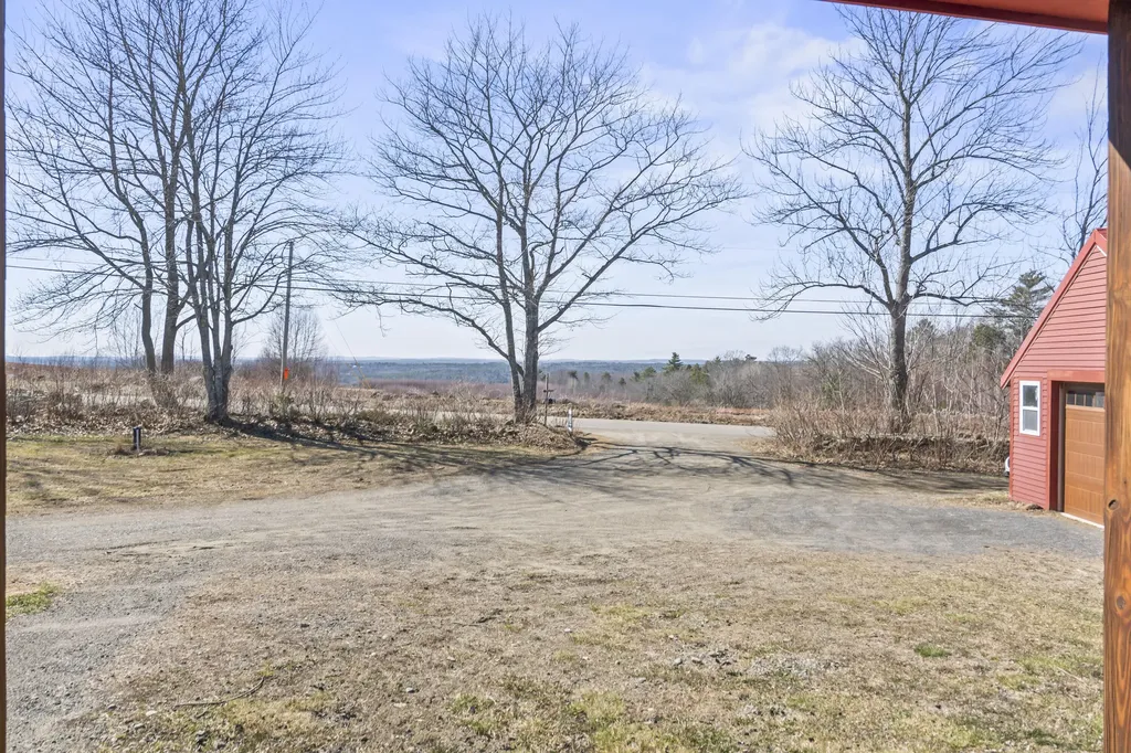 635 Blinn Hill Road Pittston ME 04345